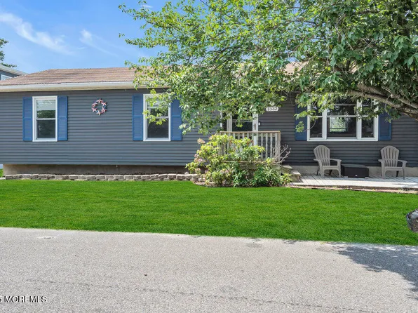 1332 Longboat Avenue, Beachwood, NJ 08722