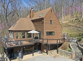 19897 Foresthill Ln, Bluemont, VA 20135