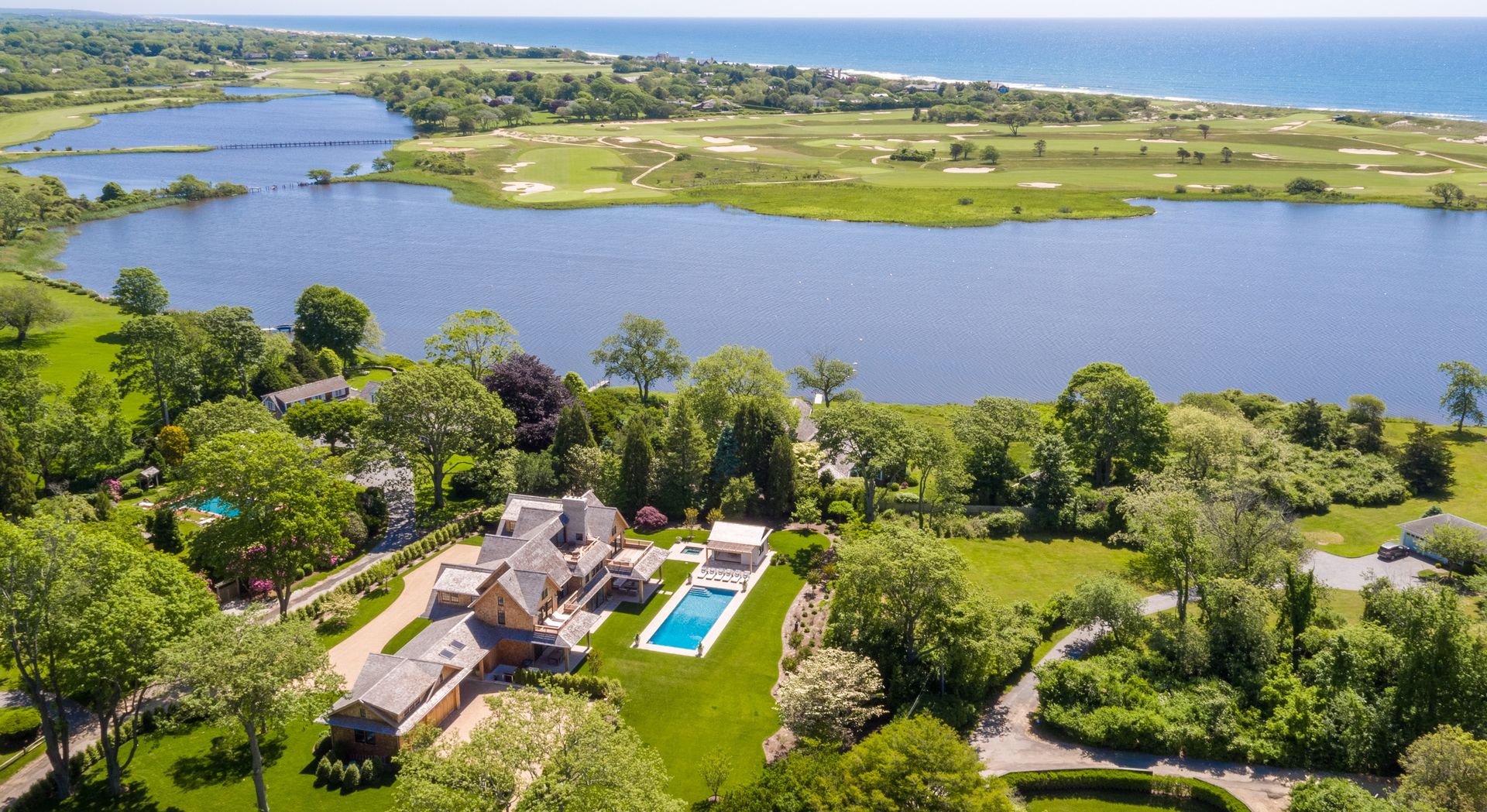 20 Hook Pond Ln, East Hampton, NY 11937 Out East