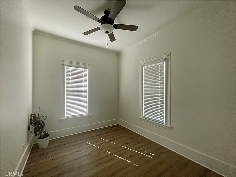 1570 Locust St — Photo 15