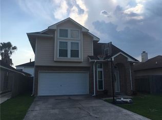 3250 Mallard Dr, Gretna, LA 70056