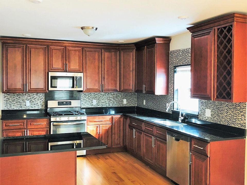 1st image of 74 Curtis Ave #1B