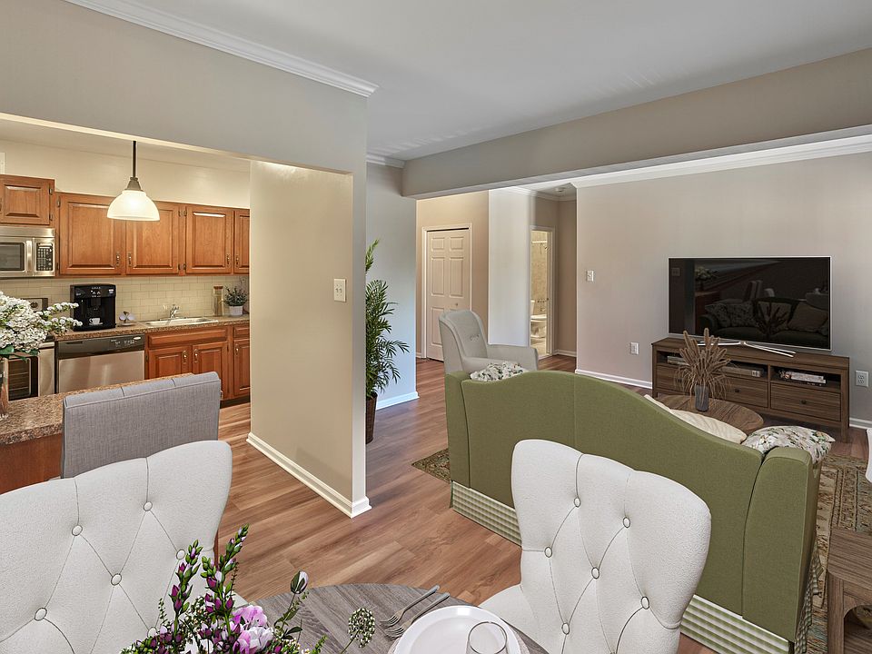 Breakfast Bar, Dining Room and Living Room