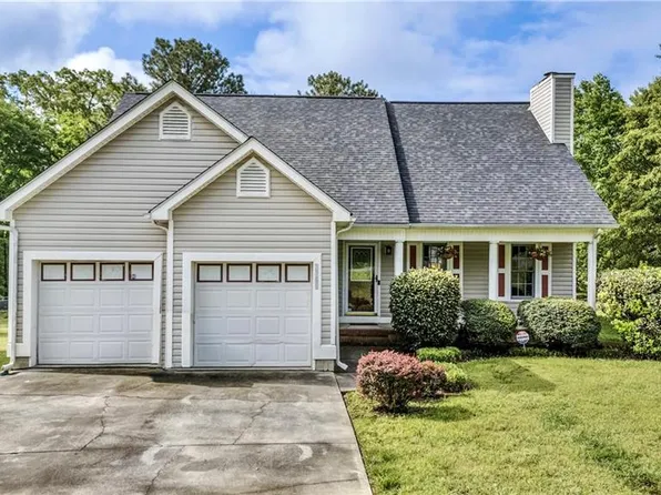 3769 Dews Pond Rd SE, Calhoun, GA 30701