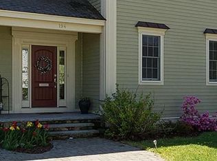 194 Cross St, Winchester, MA 01890