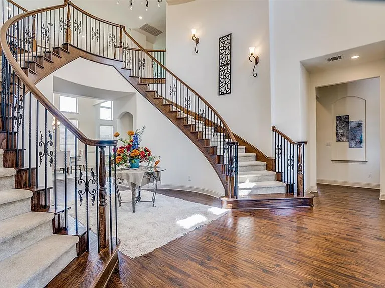 12226 Lazio Ln — Photo 4