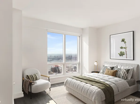 350 West 42nd Street 60A image 3 of 11