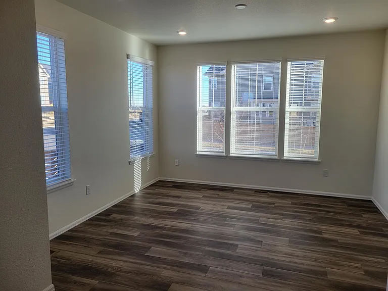17619 Olive St — Photo 26