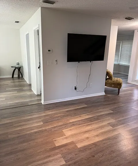 142 Hamilton Dr — Photo 30