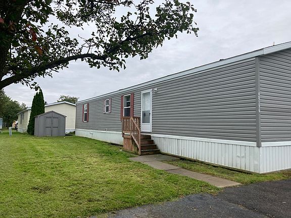 4th image of 48596 Leafdale Ct