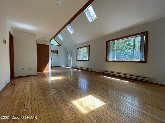 5th image of 97 Burnshaw Ln