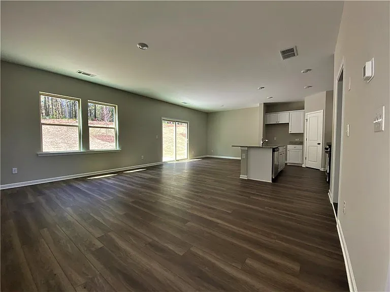 2068 Nuthatch Dr — Photo 21