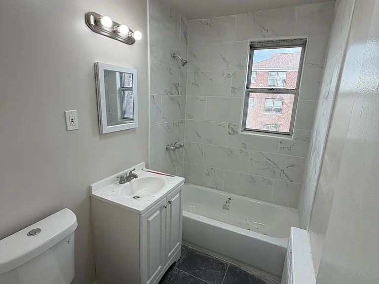 44 Irving St #6 — Photo 5