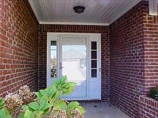 4th image of 109 G T Thames Dr #B