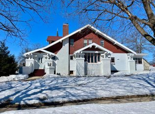 124 E Sanborn St, Springfield, MN 56087