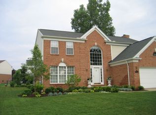 1228 Thames Dr, Rochester Hills, MI 48307