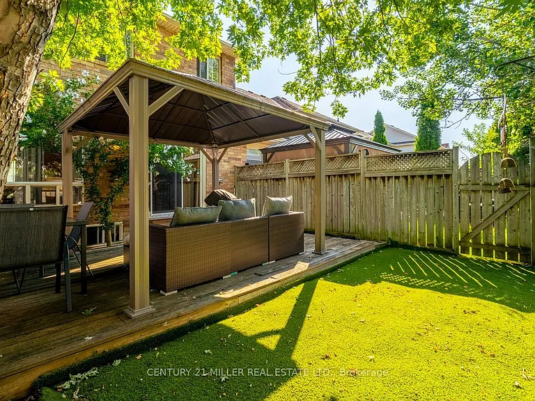 432 Bundy Dr — Photo 16
