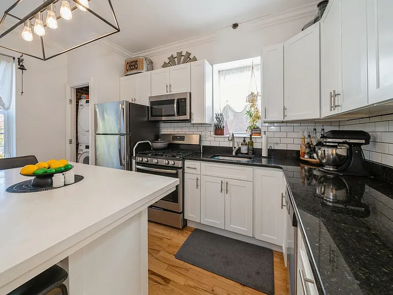 715 Willow Ave #5B-10 — Photo 8