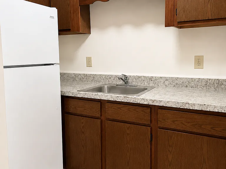11 Burnham St #5 — Photo 4