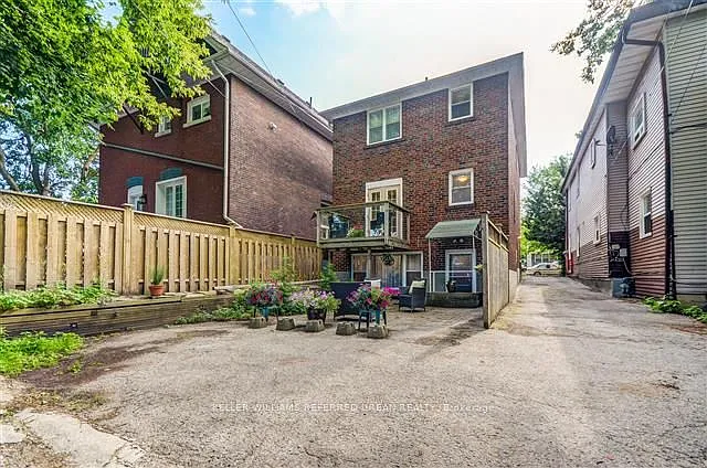 2 bed, $2,500 — Photo 3
