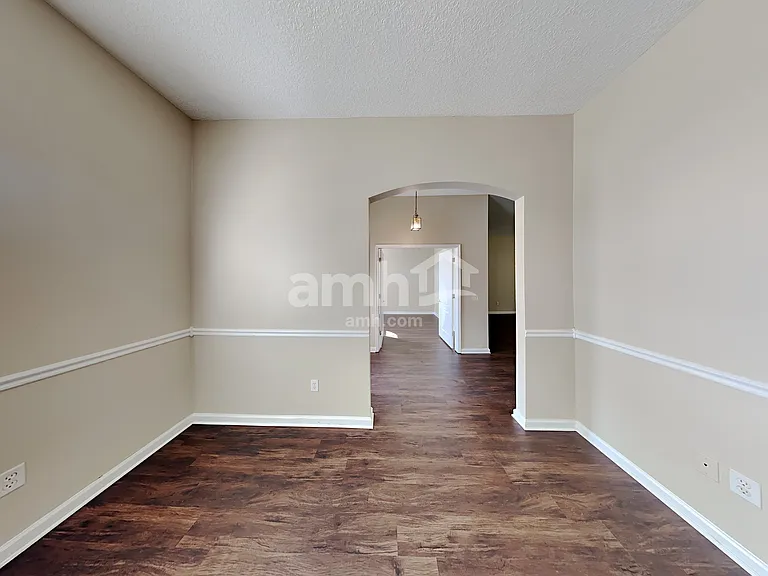 1621 Merroway Ln — Photo 11