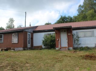 623 River Rd, Oakfield, ME 04763