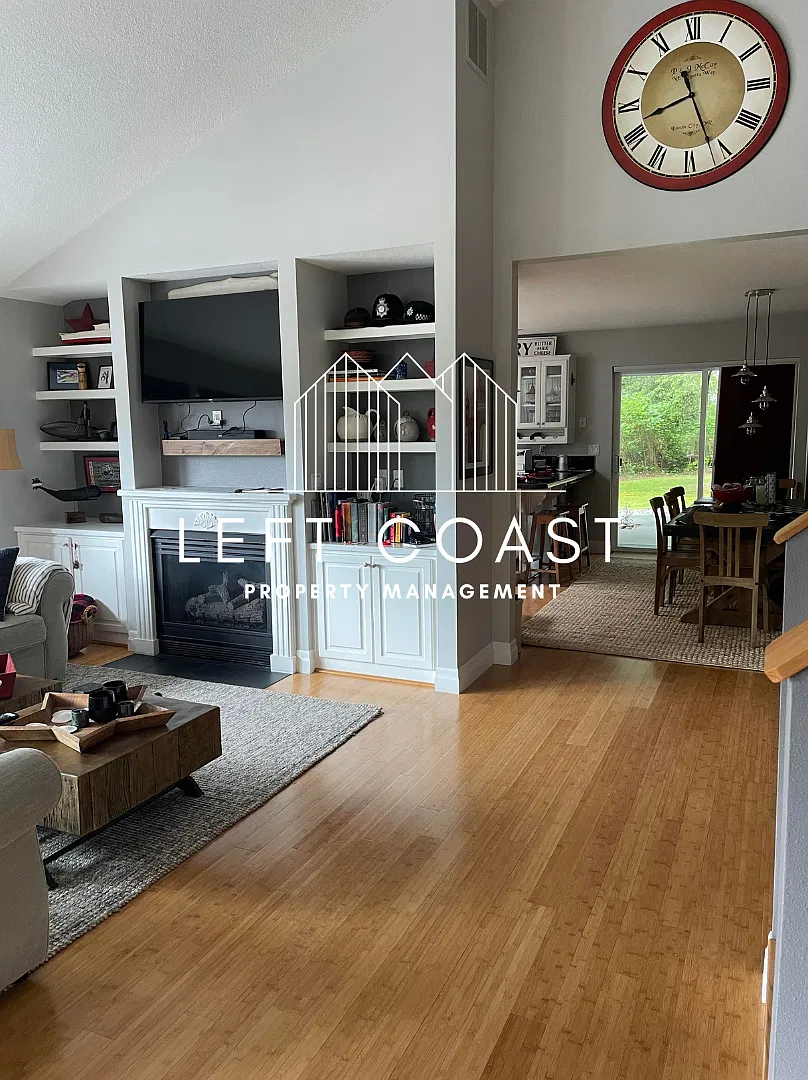 1545 Northeast Regatta Way - 1 — Photo 4