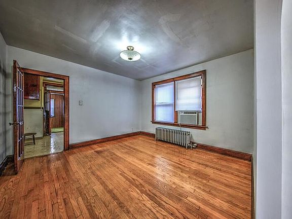4th image of 3709 Dunnica Ave #2F