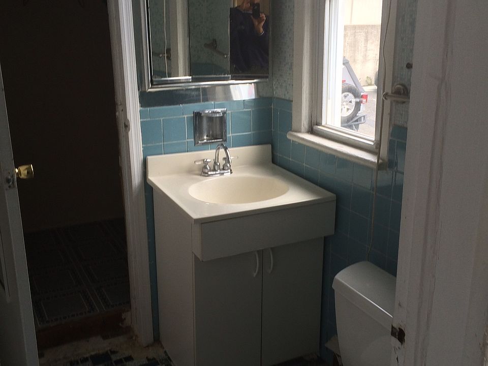 2nd image of 1318 14th St #2