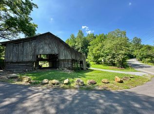 5750 Henry Town Rd, Sevierville, TN 37876