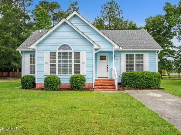 628 Sharease Circle, Wilmington, NC 28405