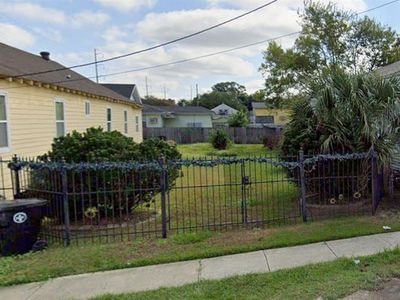 2427 George Nick Connor Dr, New Orleans, LA, 70119