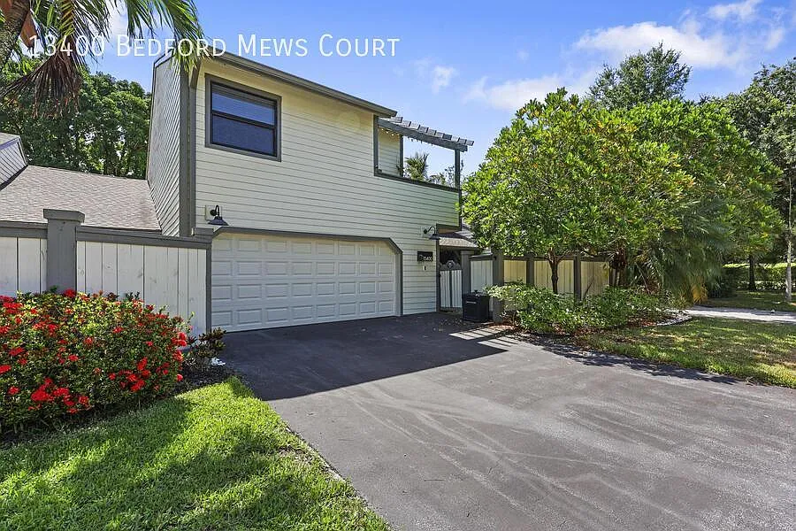 13400 Bedford Mews Court Pool — Photo 1