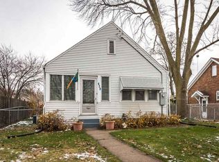 429 12th St, Silvis, IL 61282