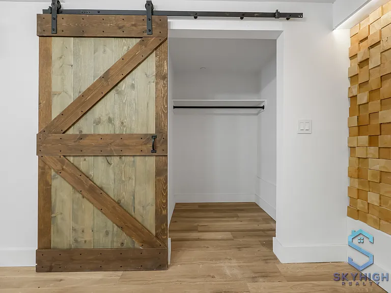 36 Howard Ave #1B — Photo 9