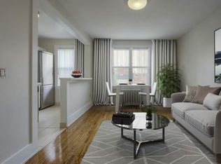 778 Broadview Avenue, Toronto, ON M4K 2P7