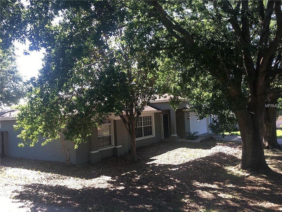 1st image of 15854 Hidden Lake Cir