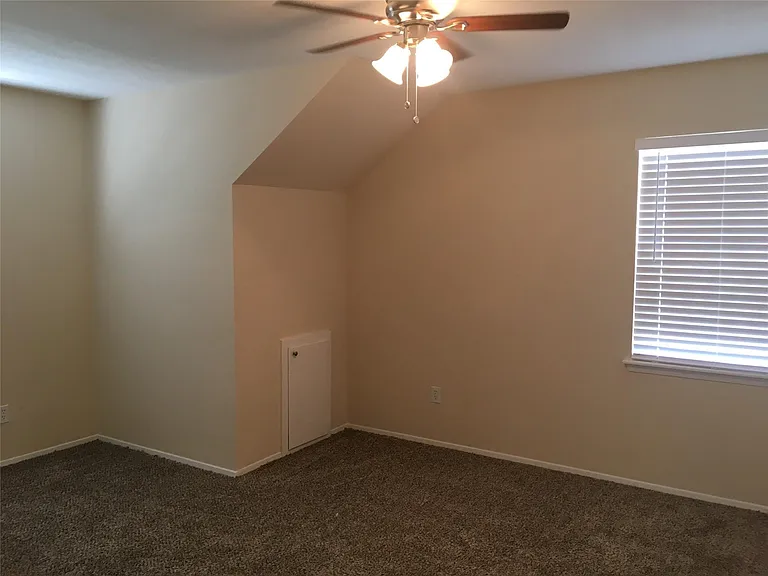 5115 Tashkent Dr — Photo 8