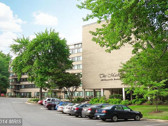 2nd image of 600 Roosevelt Blvd APT 502