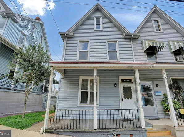 20 N Harrisburg St, Steelton, PA 17113