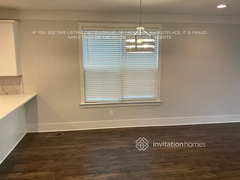 242 Founders Ln — Photo 7