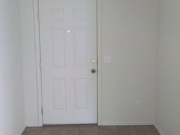 2nd image of 723 N 112th Dr