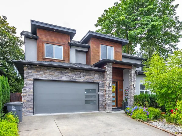 15836 105a Ave, Surrey, BC V4N 3J4