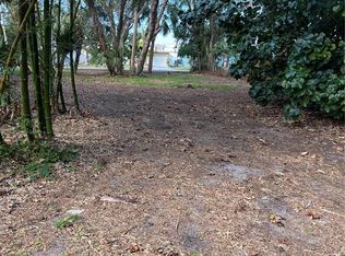 418 12th Ave NW #9, Indian Rocks Beach, FL 33785