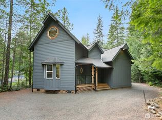 391 N Mount Jupiter Dr, Hoodsport, WA
