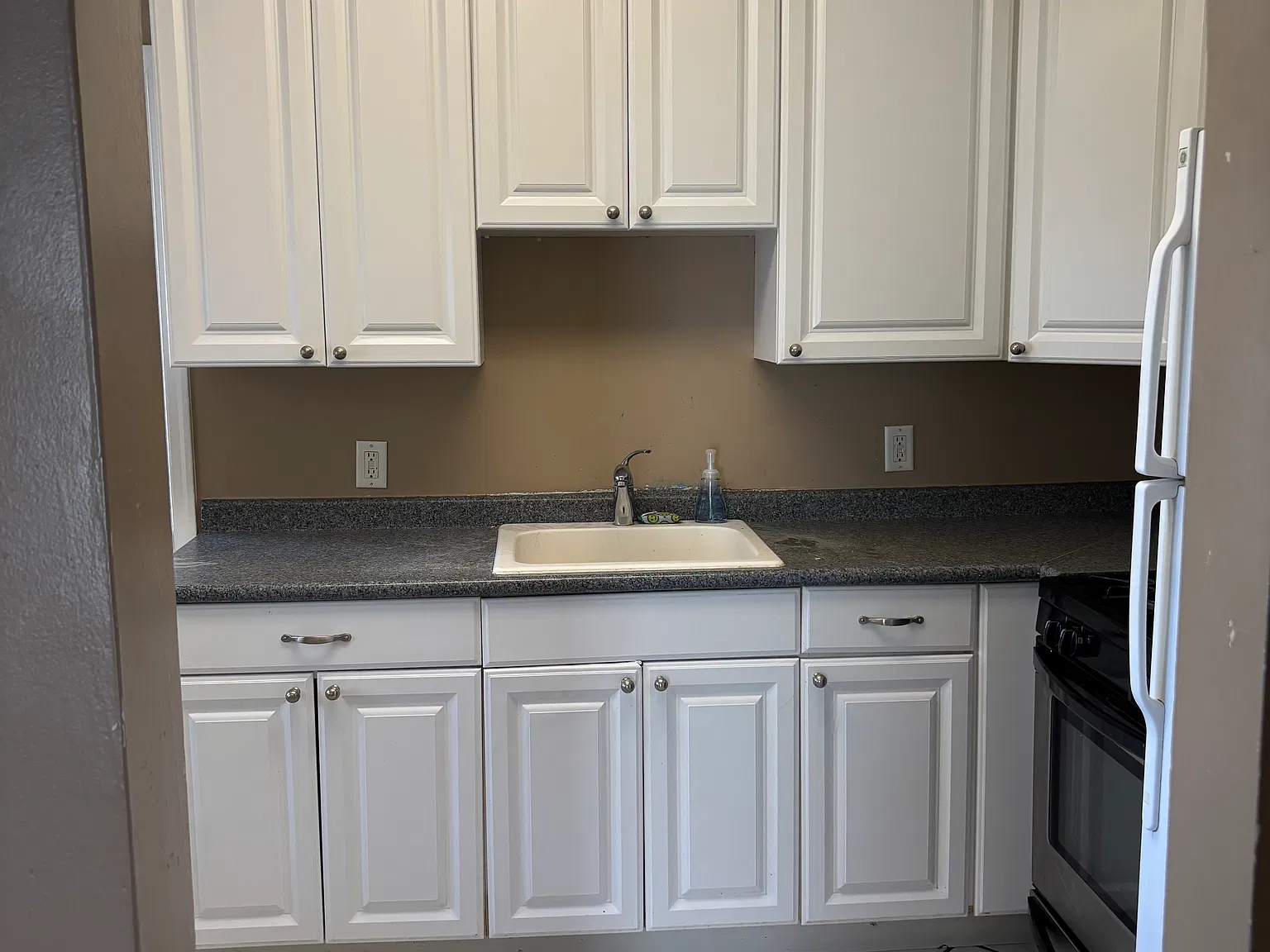 2 bed, 798 sqft, $1,400 — Photo 4