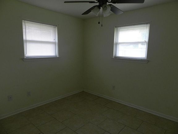 5th image of 6241 Bellaire Dr