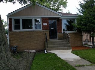 1826 S 17th Ave, Maywood, IL 60153