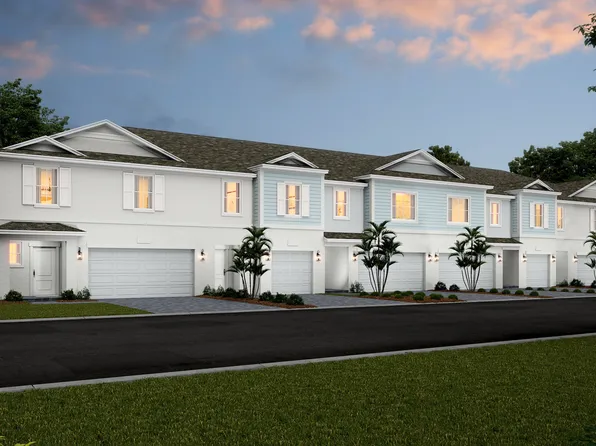 613 NE Waters Edge Ln, Port Saint Lucie, FL 34983