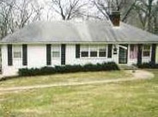 5731 Blackhoof Dr, Merriam, KS 66203